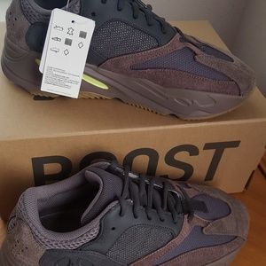 •SOLD • Adidas Yeezy Boost 700 Mauve, Size 8, NWT